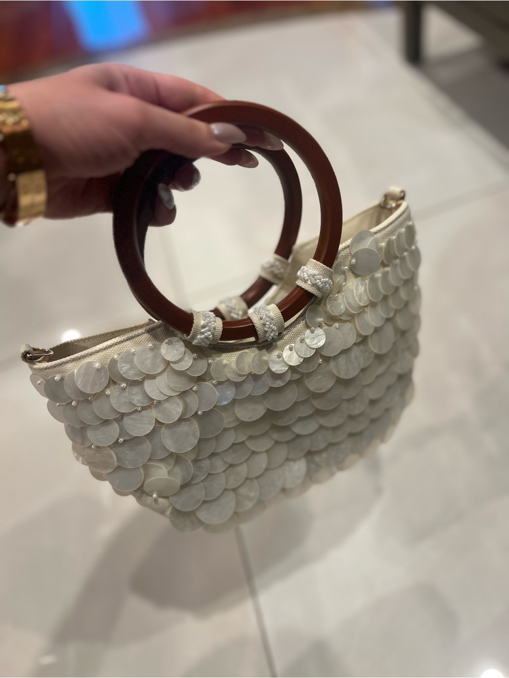 White Shell Sequin Circle-Handle Women’s Handbag
